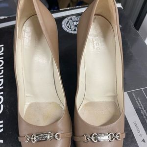 Gucci heels